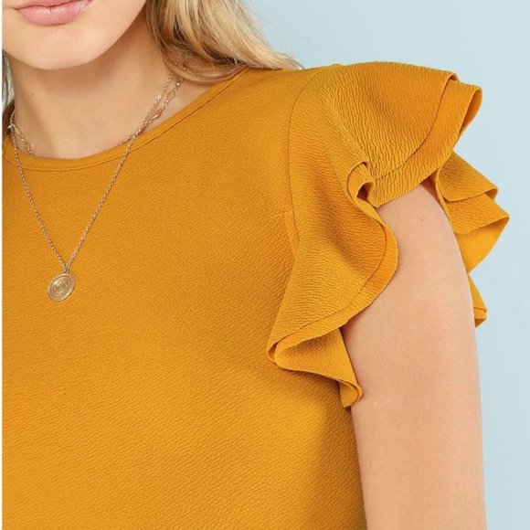 NWOT Layered Ruffle Sleeves Textured Bodysuit - Picture 3 of 4